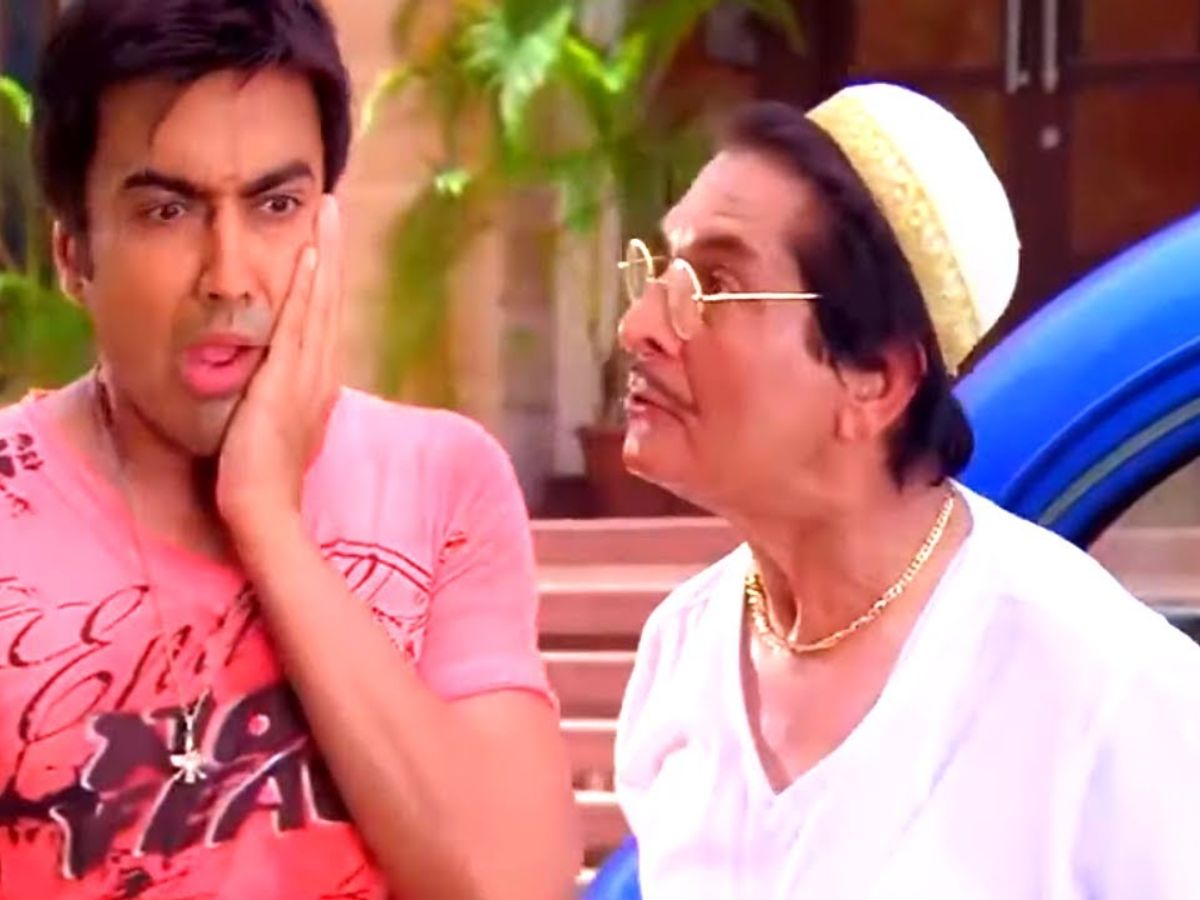 Asrani shined in ensemble comedies like Bhagam Bhag Khatta Meetha and Hera Pheri