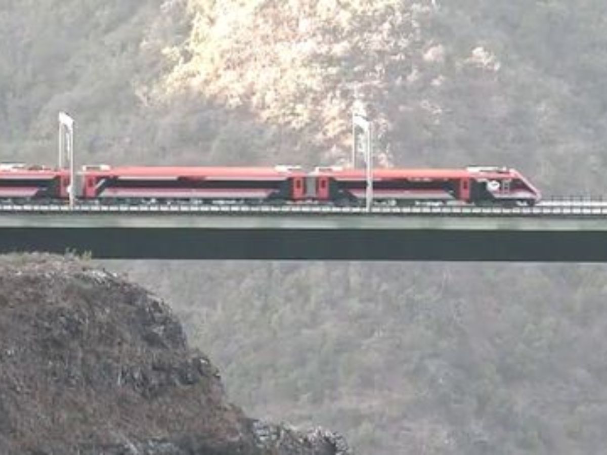 Srinagar-Katra Vande Bharat Timetable