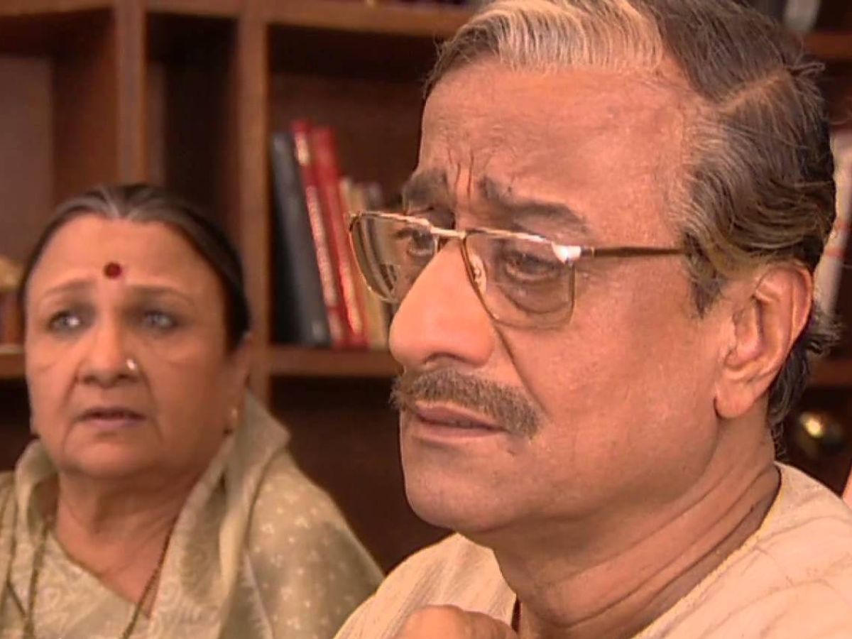 Sudhir Dalvi Movies