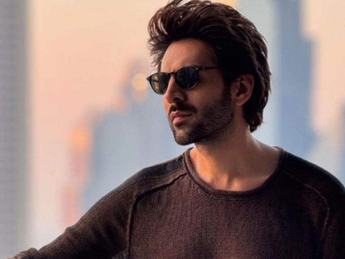 Kartik Aaryan Has a Great Time
