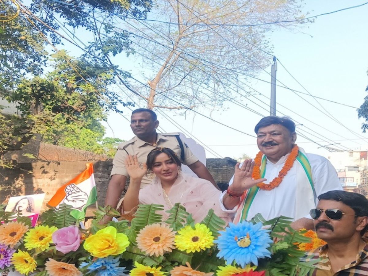 Bollywood Star Joins Politics