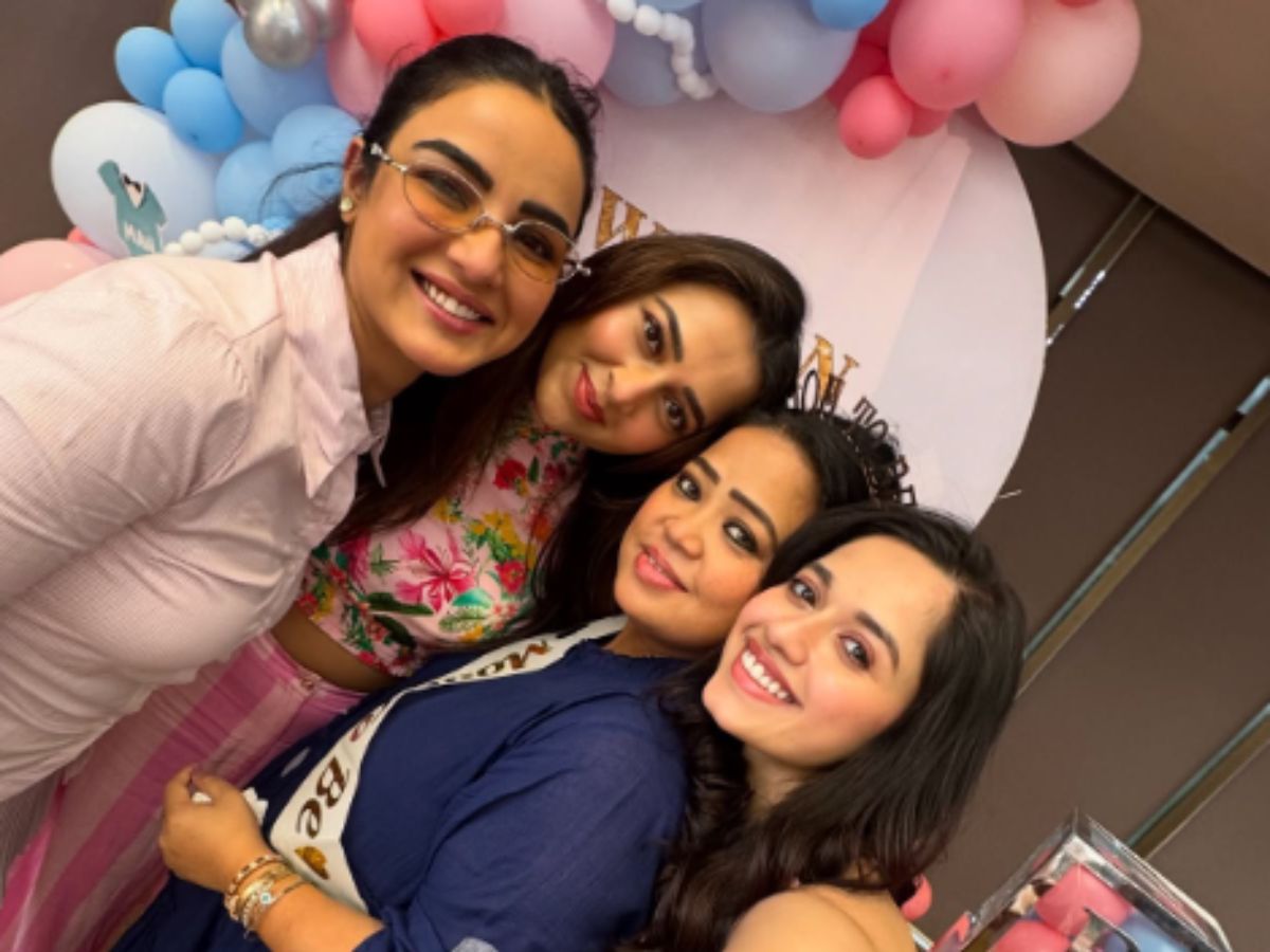 Jannat Zubair Leads 'Team Baby Girl'