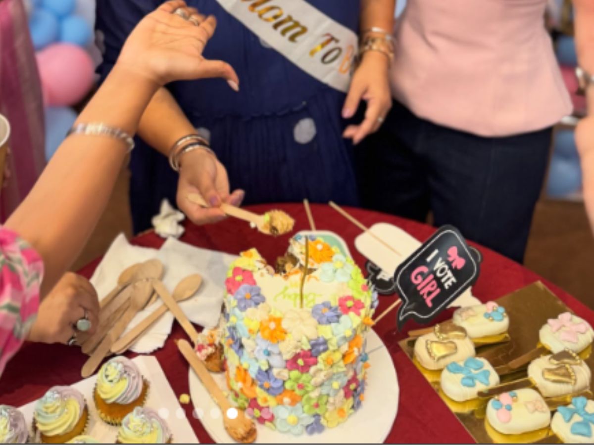 A Ross of Love, Laughter & Friendship