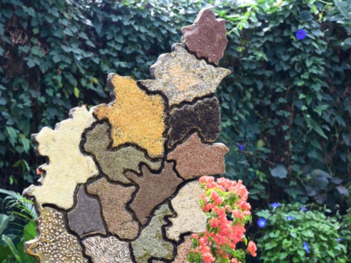 Floral Displays & Themed Installations