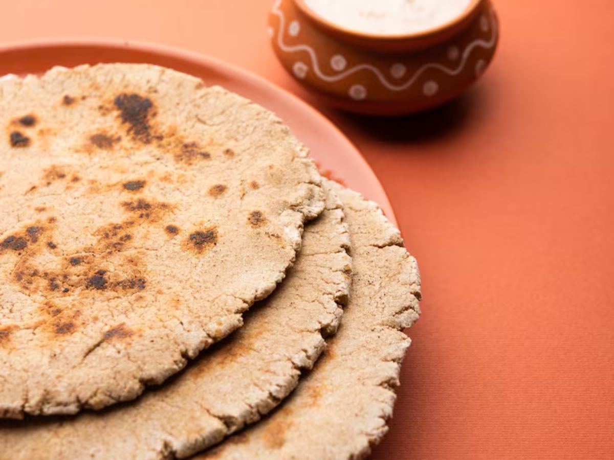 Divide the dough into small parts