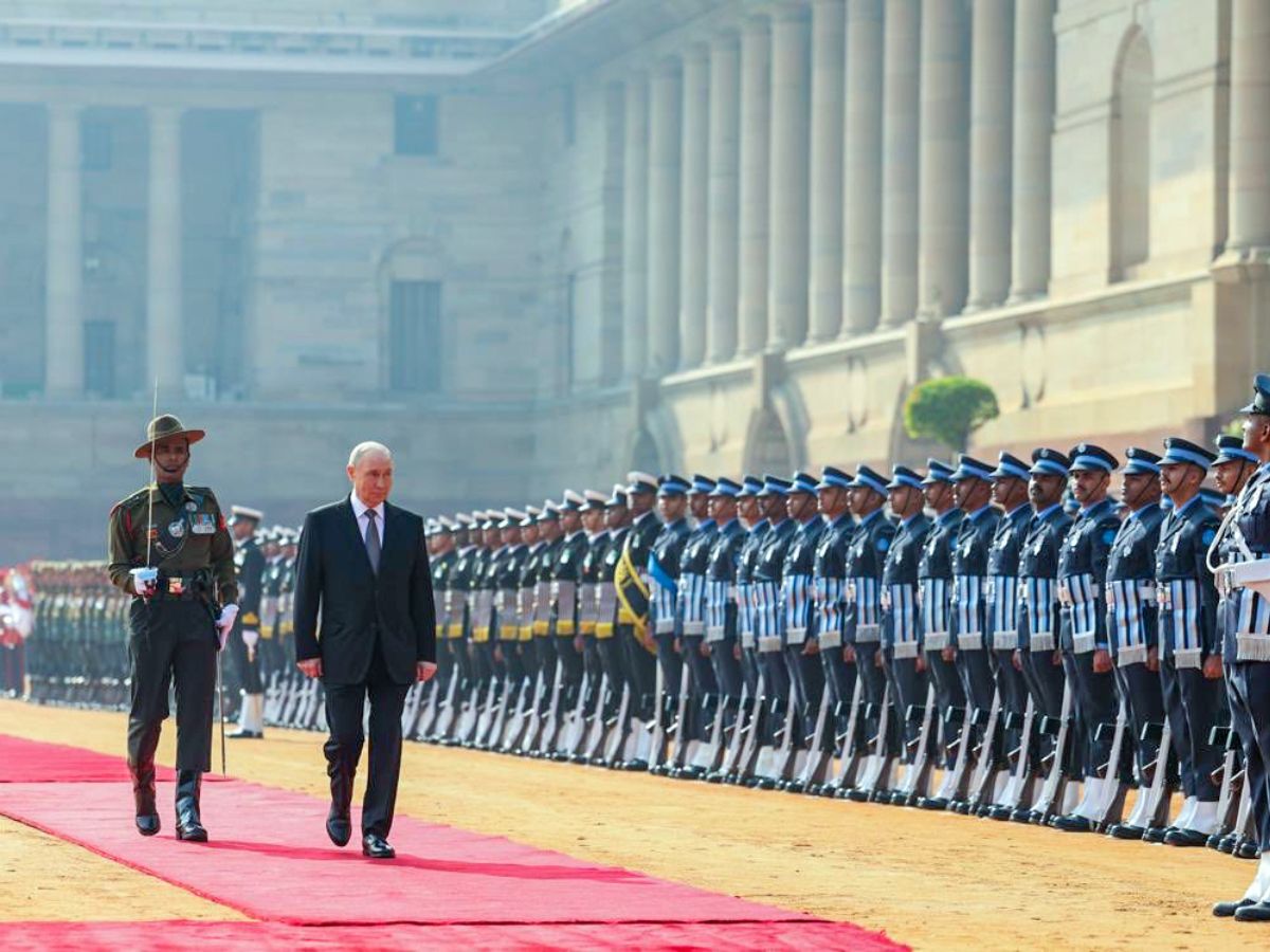 Russian President Vladimir Putin Receives Guard of Honour