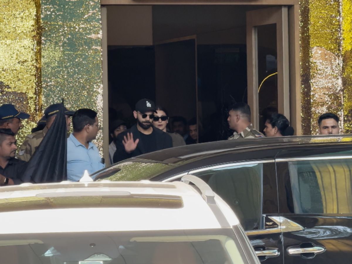Virat Kohli and Anushka Sharma leaving for Delhi?