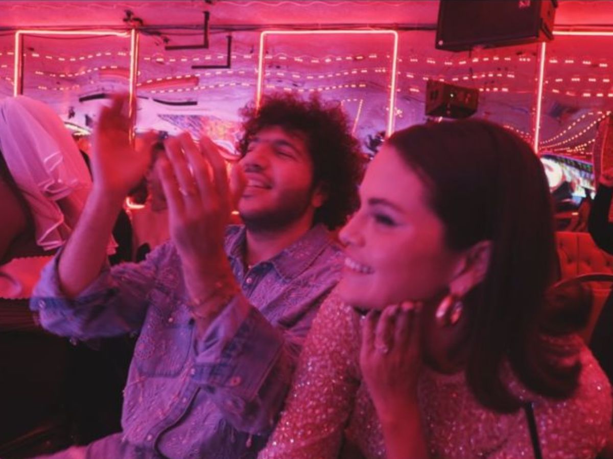 Selena’s Stylish Holiday Look