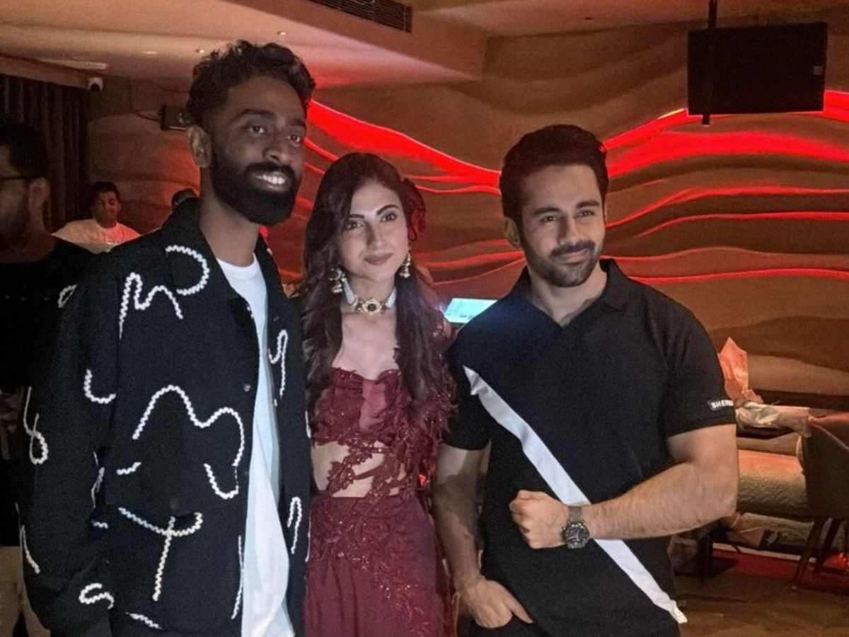 Farhana Bhatt With Abhishek Bajaj And Pranit More