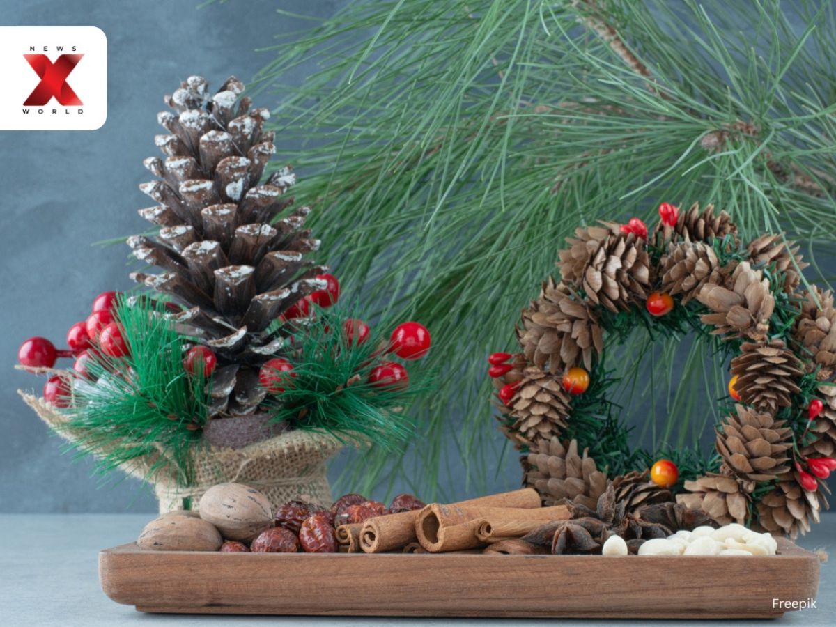 Nature-Inspired Accents And Rustic Elements Create A Timeless, Cozy Christmas Setting
