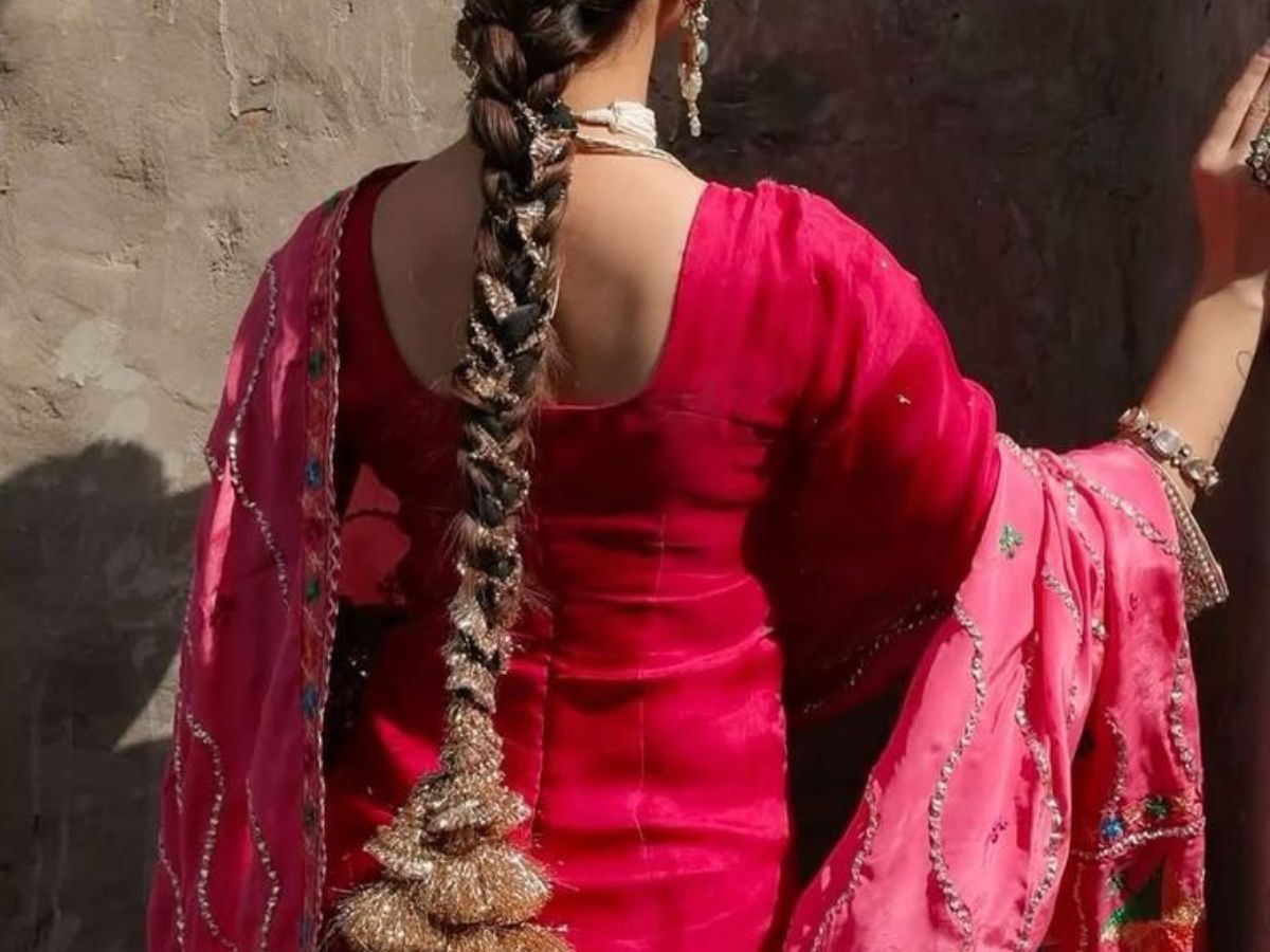 Double Braids with Paranda