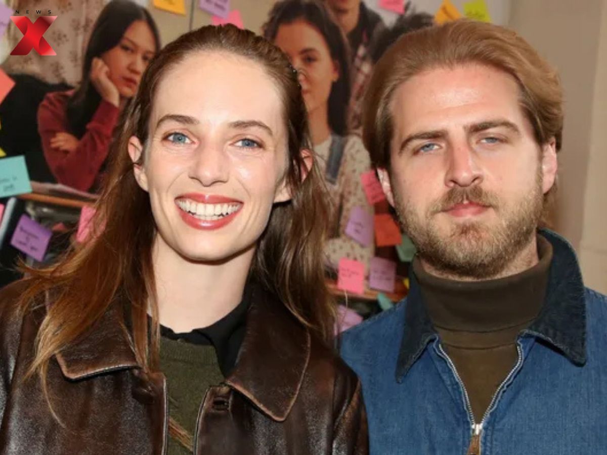 Maya Hawke Age