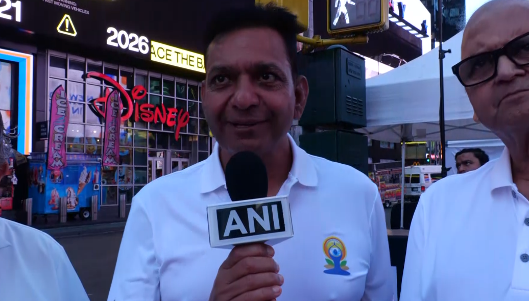 us-om-chants-echo-across-times-square-in-new-york-on-international-yoga-day20260621193001 US: Om chants echo across Times Square in New York on International Yoga Day