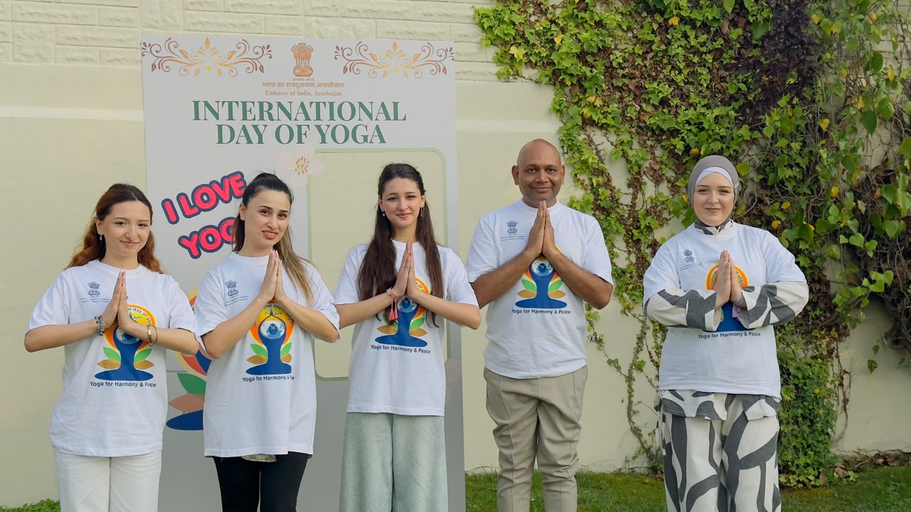 Embassy of India in Azerbaijan conducts power yoga session for journalists and social media influencers led by Ambassador Abhay Kumar