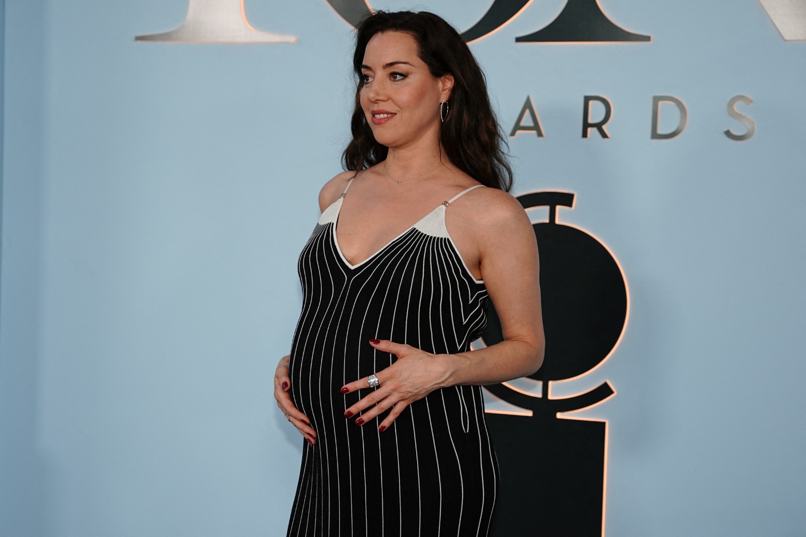 Aubrey Plaza debuts baby bump with partner Christopher Abbott at 2026 Tony Awards