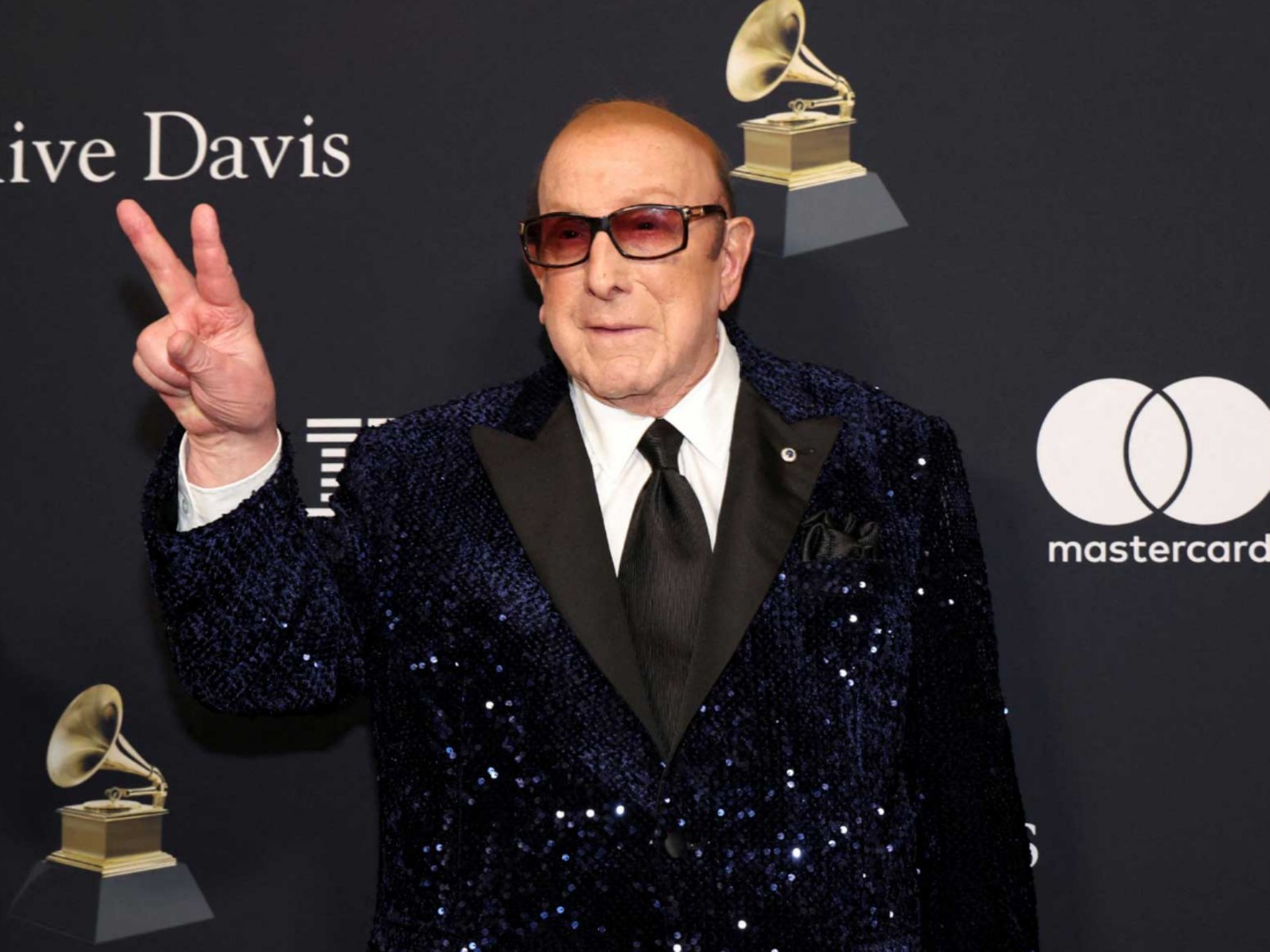 clive-davis-dies-at-94-bruce-springsteen-alicia-keys-and-music-icons-pay-tribute20260623102836 Clive Davis dies at 94: Bruce Springsteen, Alicia Keys and music icons pay tribute
