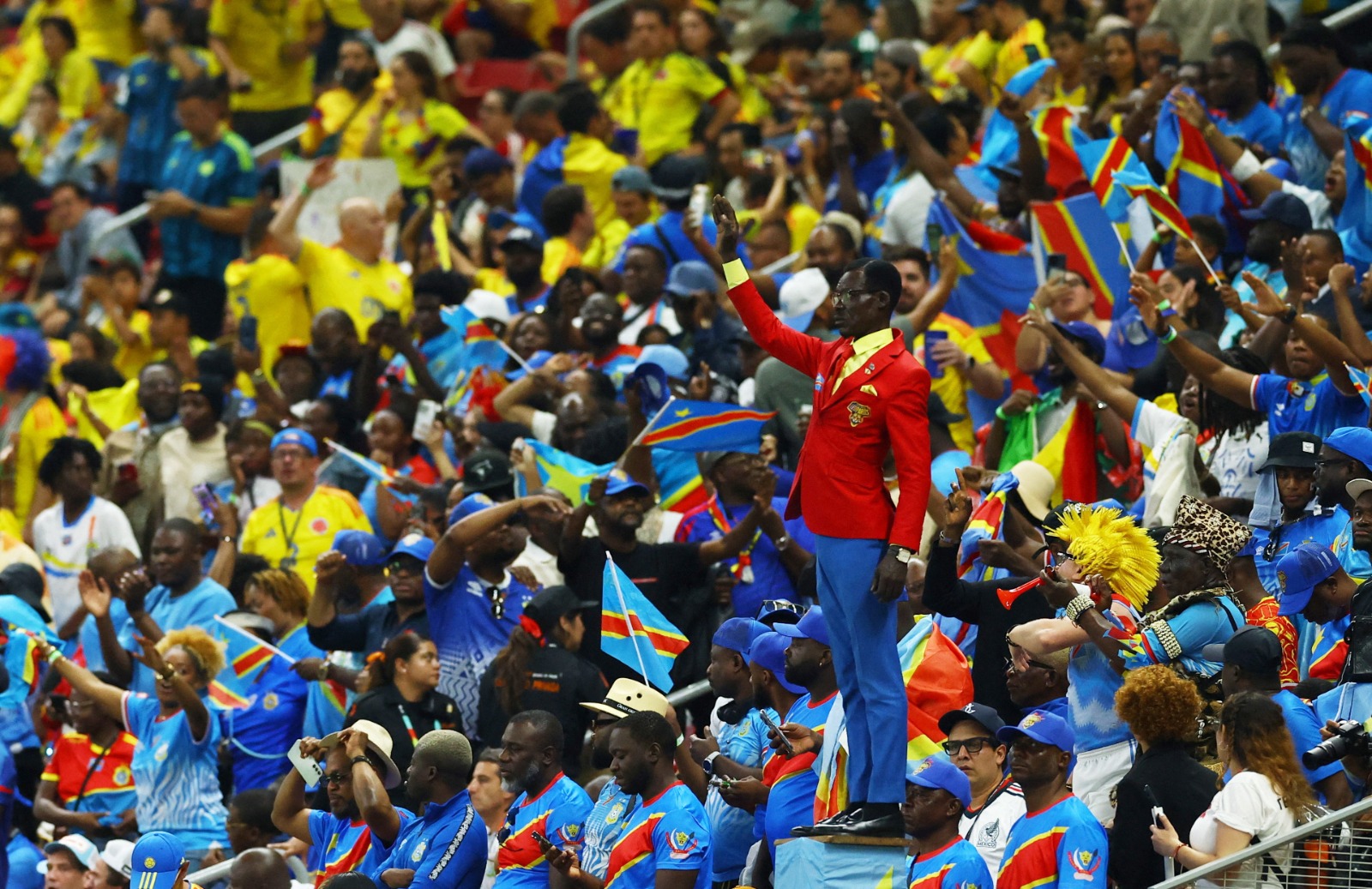 fifa-world-cup-2026-dr-congo-statue-fan-michel-nkuka-spotted-at-colombia-clash20260624095418 FIFA World Cup 2026: DR Congo "statue fan" Michel Nkuka spotted at Colombia clash
