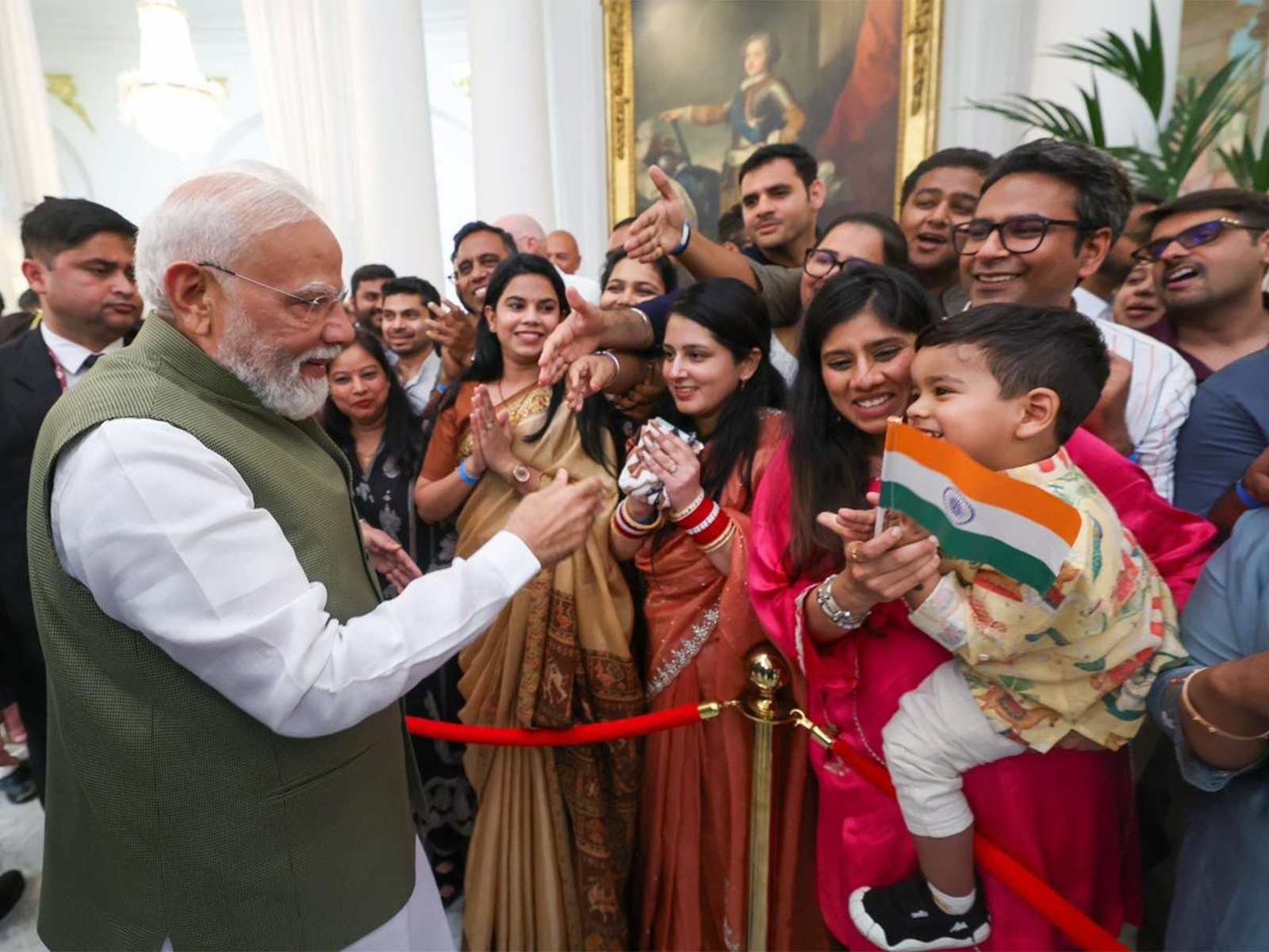france-pm-modi-receives-warm-welcome-in-nice-with-cultural-performance-diaspora-reception20260614013202 France: PM Modi receives warm welcome in Nice with cultural performance, diaspora reception