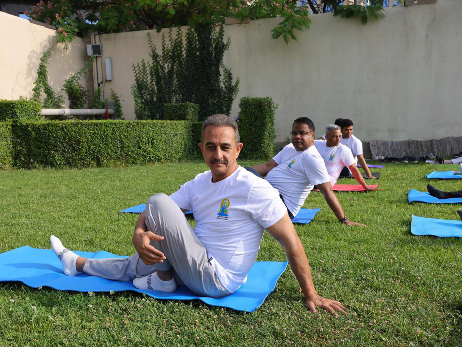 Tajikistan: MoS Kirti Vardhan Singh participates in yoga session in Dushanbe
