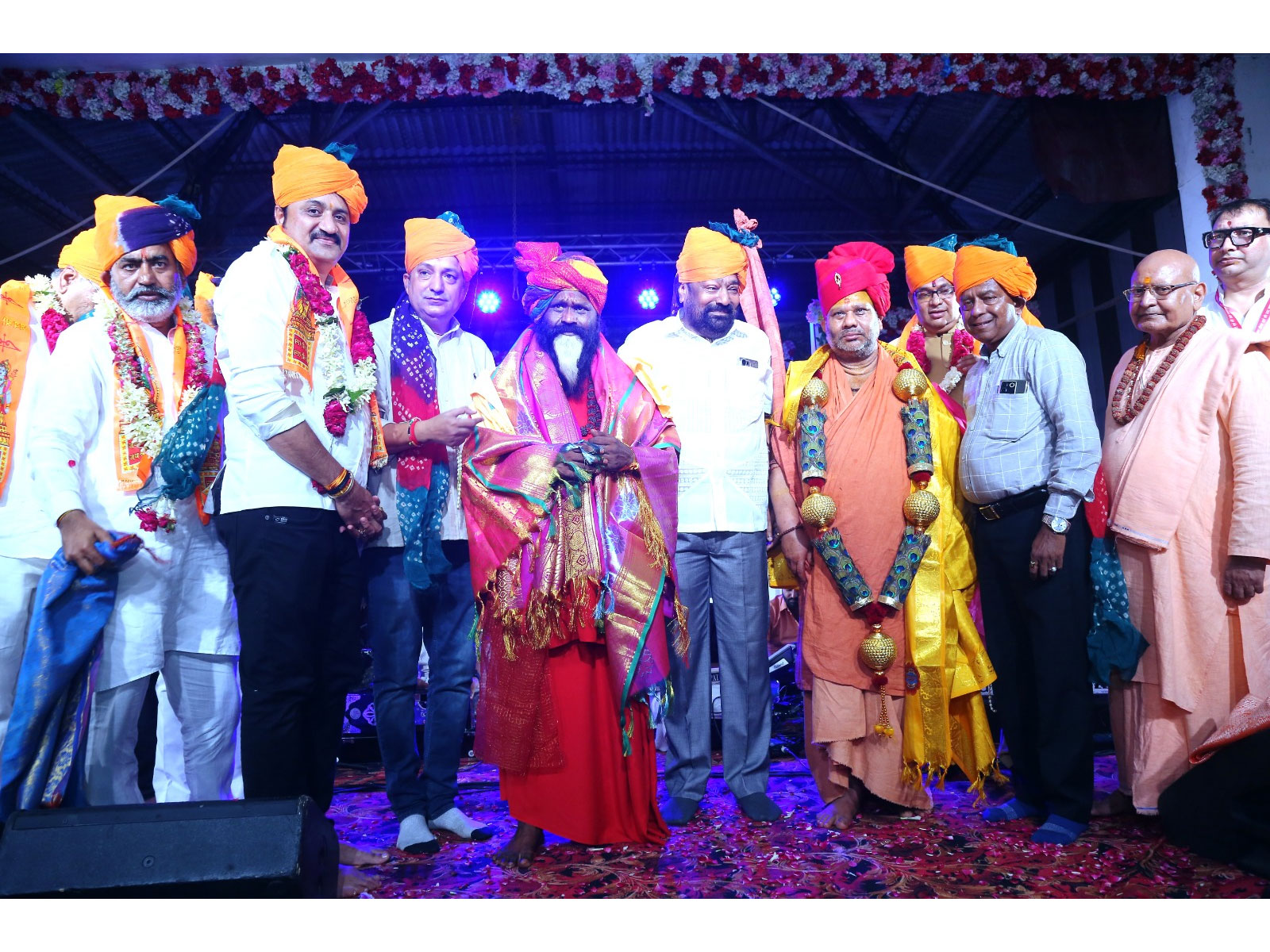 Saints Resolve to Lead Nationwide Campaign for Cow Conservation, Girl Child Protection and Sanatan Values at Daati Maharaj's 77th Birth Anniversary