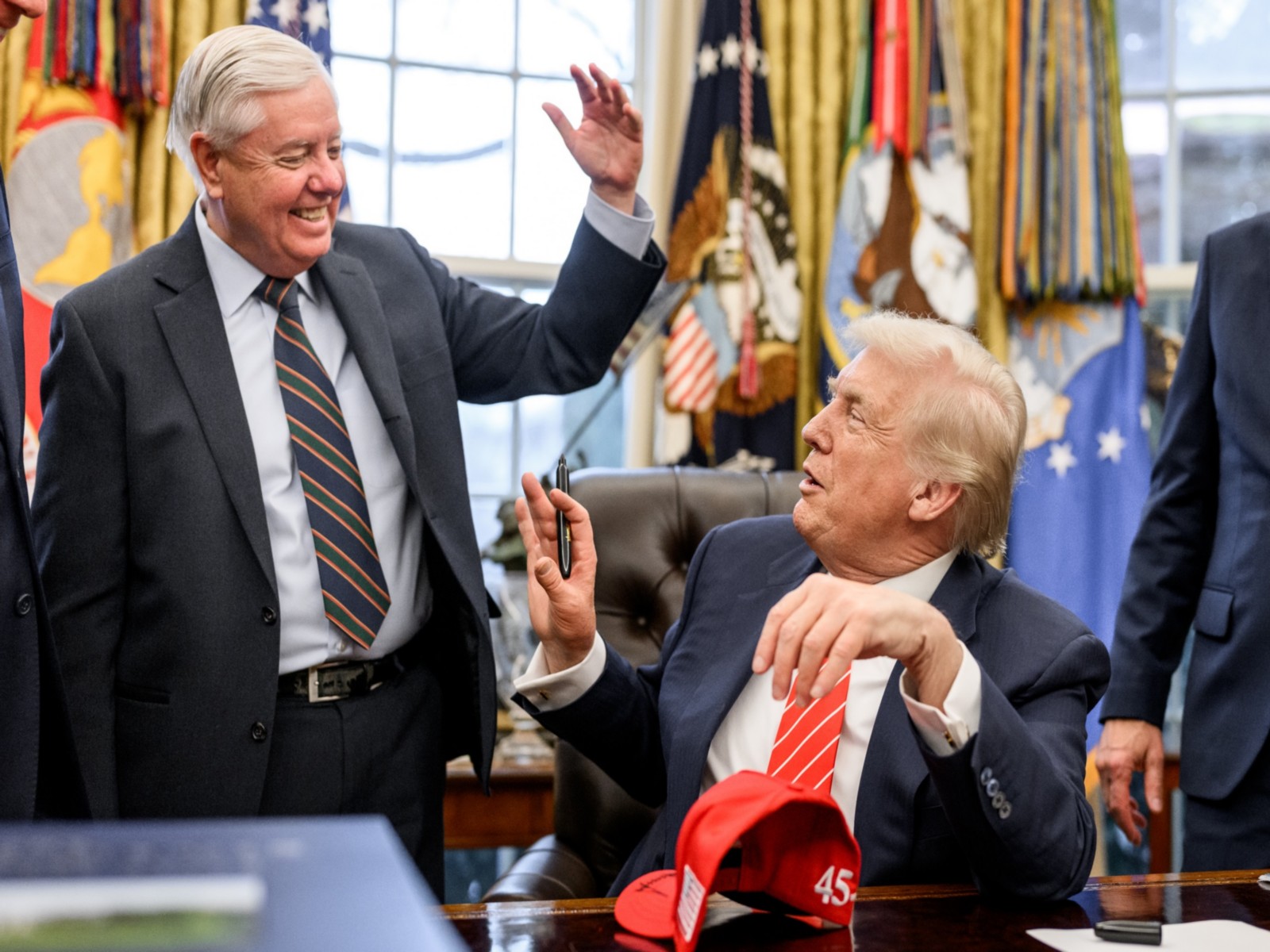 "He was a member of the family": Trump honors legacy of Lindsey Graham