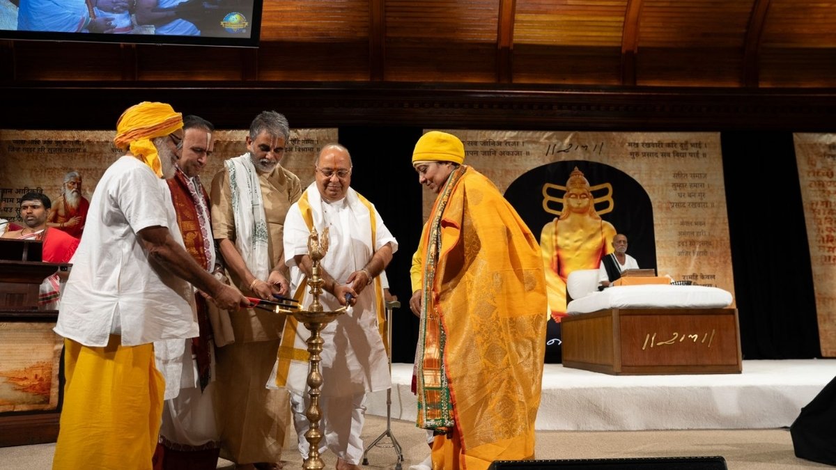 morari-bapus-ram-katha-begins-at-at-sanders-theatre-in-harvard-on-indias-80th-independence-day Morari Bapu’s Ram Katha begins at at Sanders Theatre in Harvard on India’s 80th Independence Day