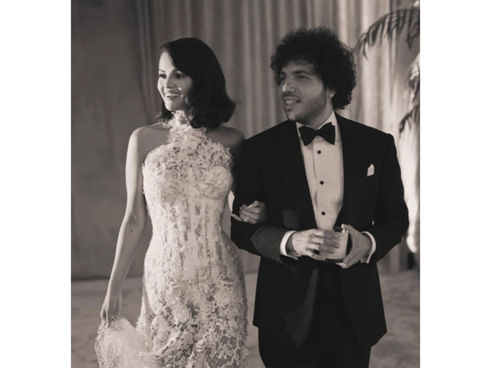Selena Gomez, Benny Blanco celebrate first wedding anniversary with year-old wedding cake