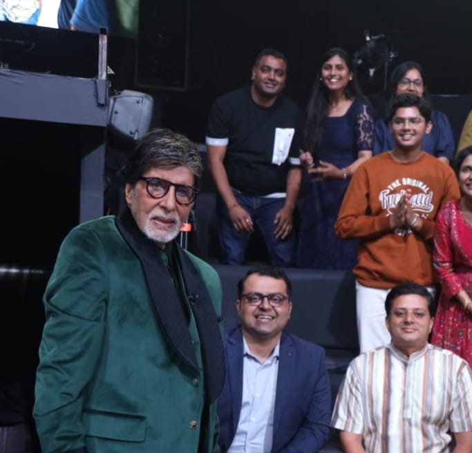 the-omega-heist-author-madhav-das-meets-legendary-indian-actor-amitabh-bachchan The Omega Heist Author Madhav Das Meets Legendary Indian Actor Amitabh Bachchan