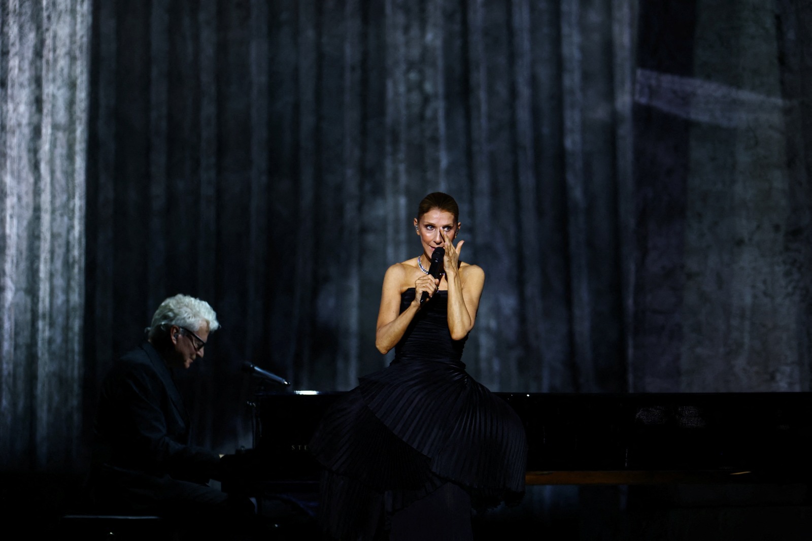 "I made a promise to come back…": Celine Dion returns to live concerts after a six-year hiatus following her stiff-person syndrome diagnosis