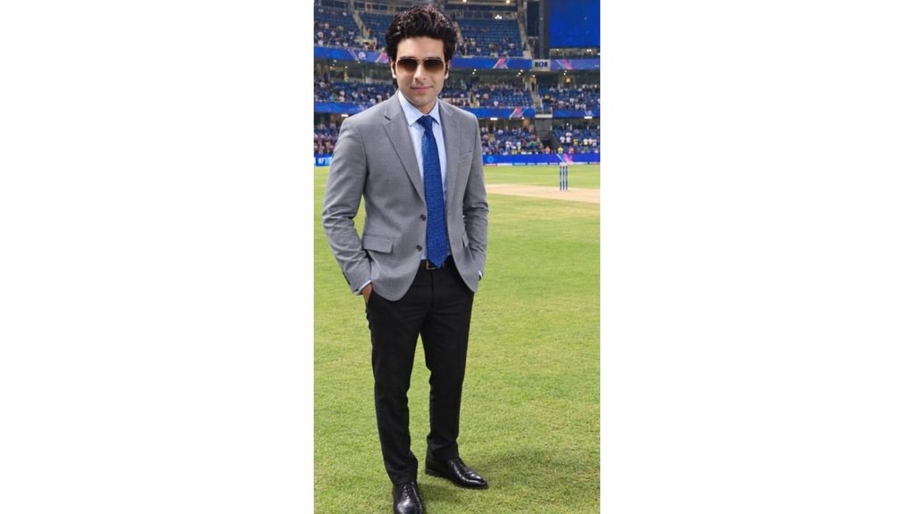 kashmir-born-cricket-commentator-ashiq-amin-shah-is-turning-heads-a-major-breakthrough-could-be-on-the-horizon Kashmir-Born Cricket Commentator Ashiq Amin Shah Is Turning Heads; A Major Breakthrough Could Be on the Horizon