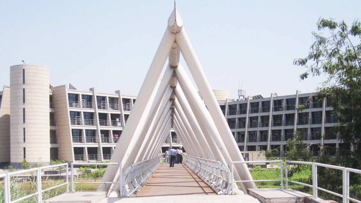 IIM Calcutta opens admissions for 10th batch of Executive Leadership Programme for Women