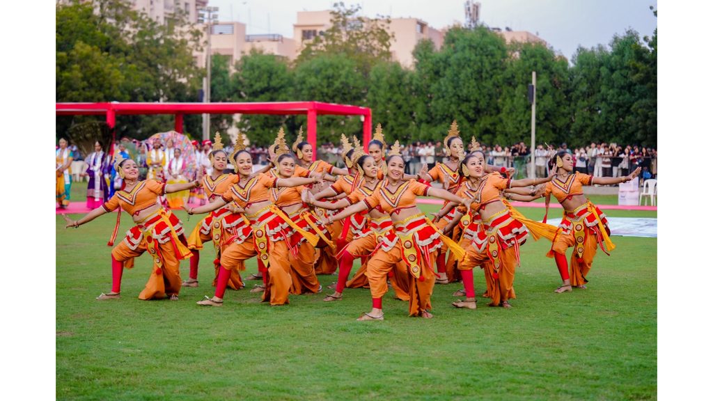 parul-university-celebrates-global-heritage-and-cultural-exchange-at-4th-international-folklore-festival Parul University Celebrates Global Heritage and Cultural Exchange at 4th International Folklore Festival